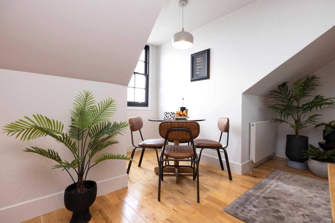Joivy Luxury Flat Near Edinburgh Castle Apartment Exterior photo