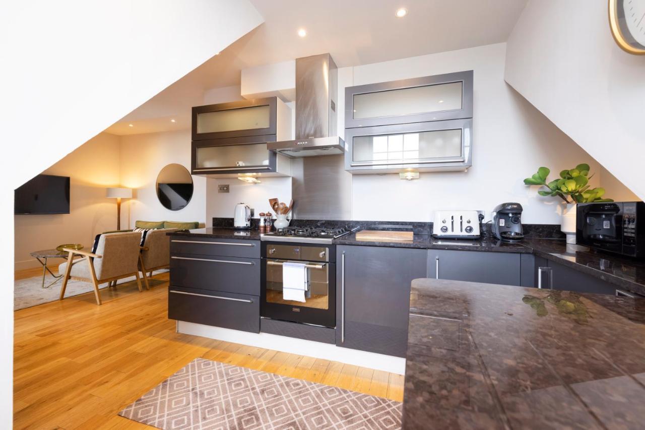 Joivy Luxury Flat Near Edinburgh Castle Apartment Exterior photo